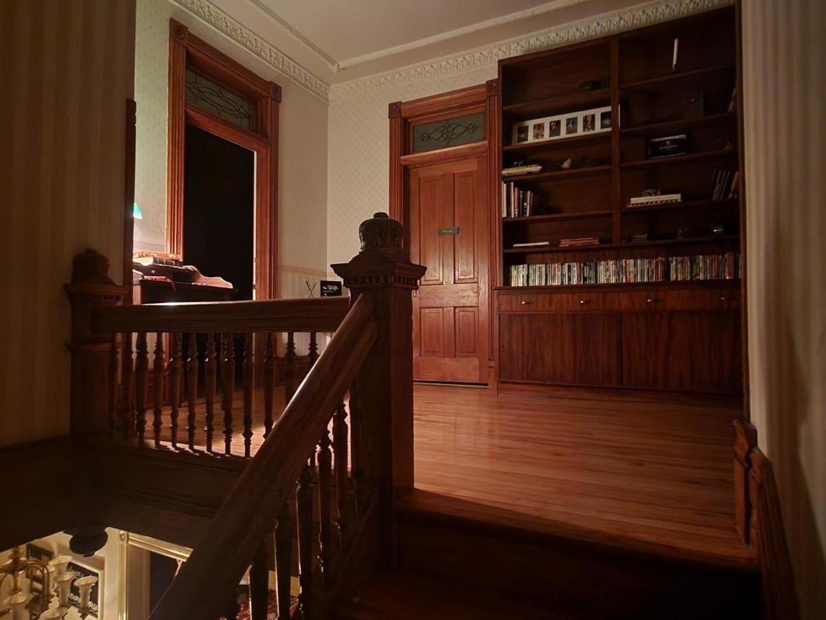 Downen House Bed & Breakfast Pueblo Buitenkant foto