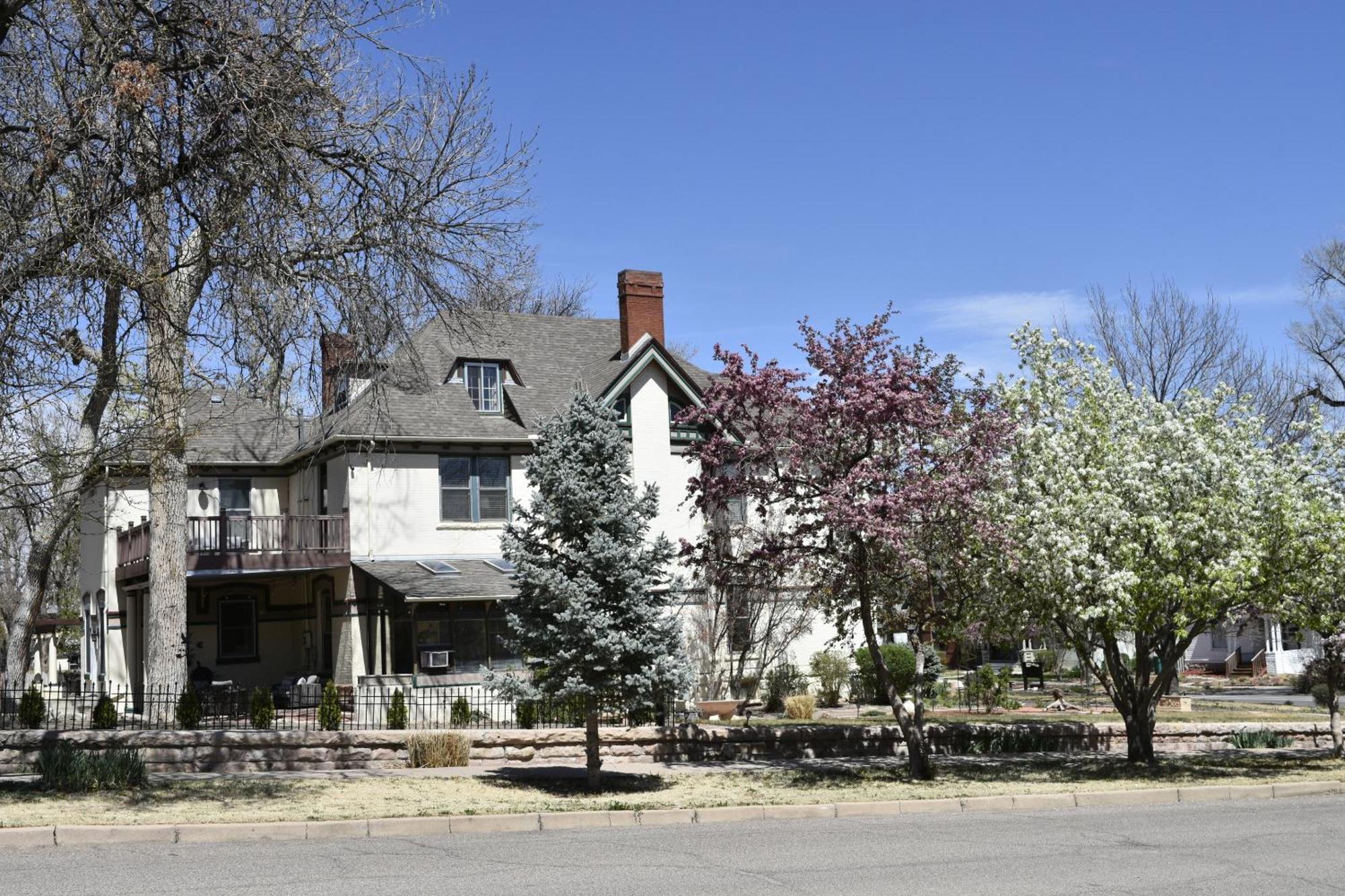 Downen House Bed & Breakfast Pueblo Buitenkant foto
