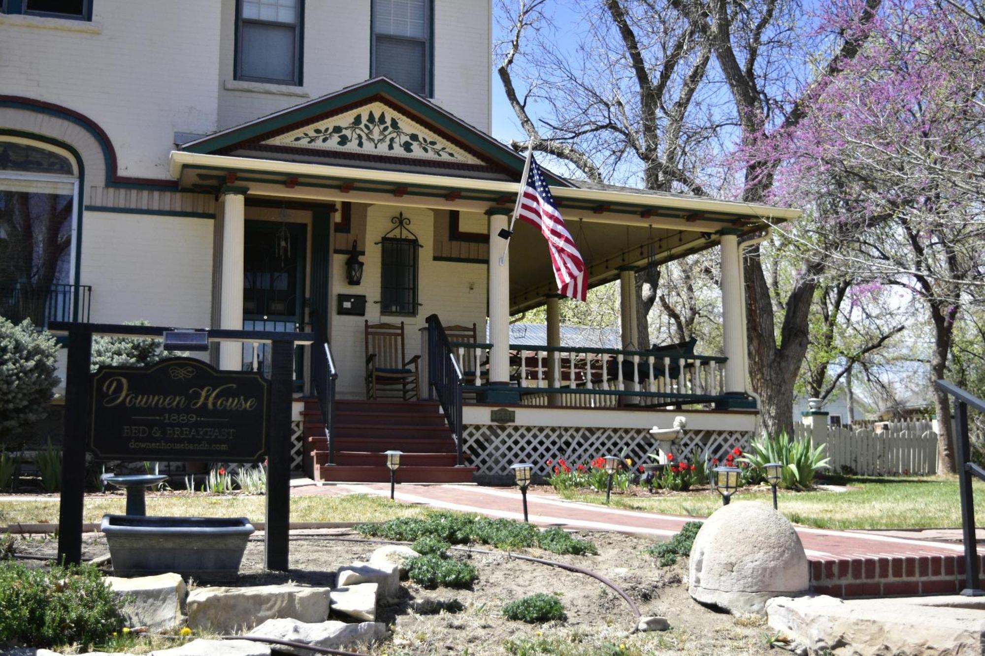 Downen House Bed & Breakfast Pueblo Buitenkant foto